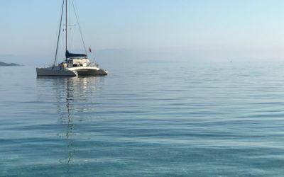 #1 Ein Katamaran im Mittelmeer